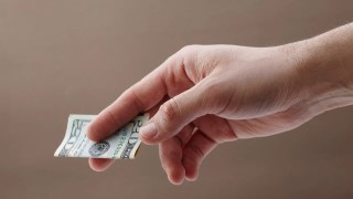 How Much to Tip Moving Company фото