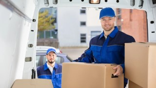 What Not to Pack When Moving: Items Movers Won't Move фото