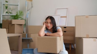 Moving Anxiety: Understanding and Overcoming the Emotional Side of Relocating фото