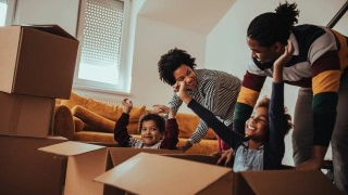 Moving with Kids: A Parent's Guide to Stress-Free Relocation фото